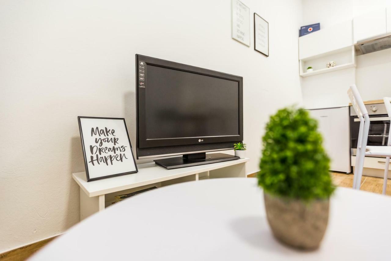 Apartmani Kristijan ツリクヴェニツァ エクステリア 写真