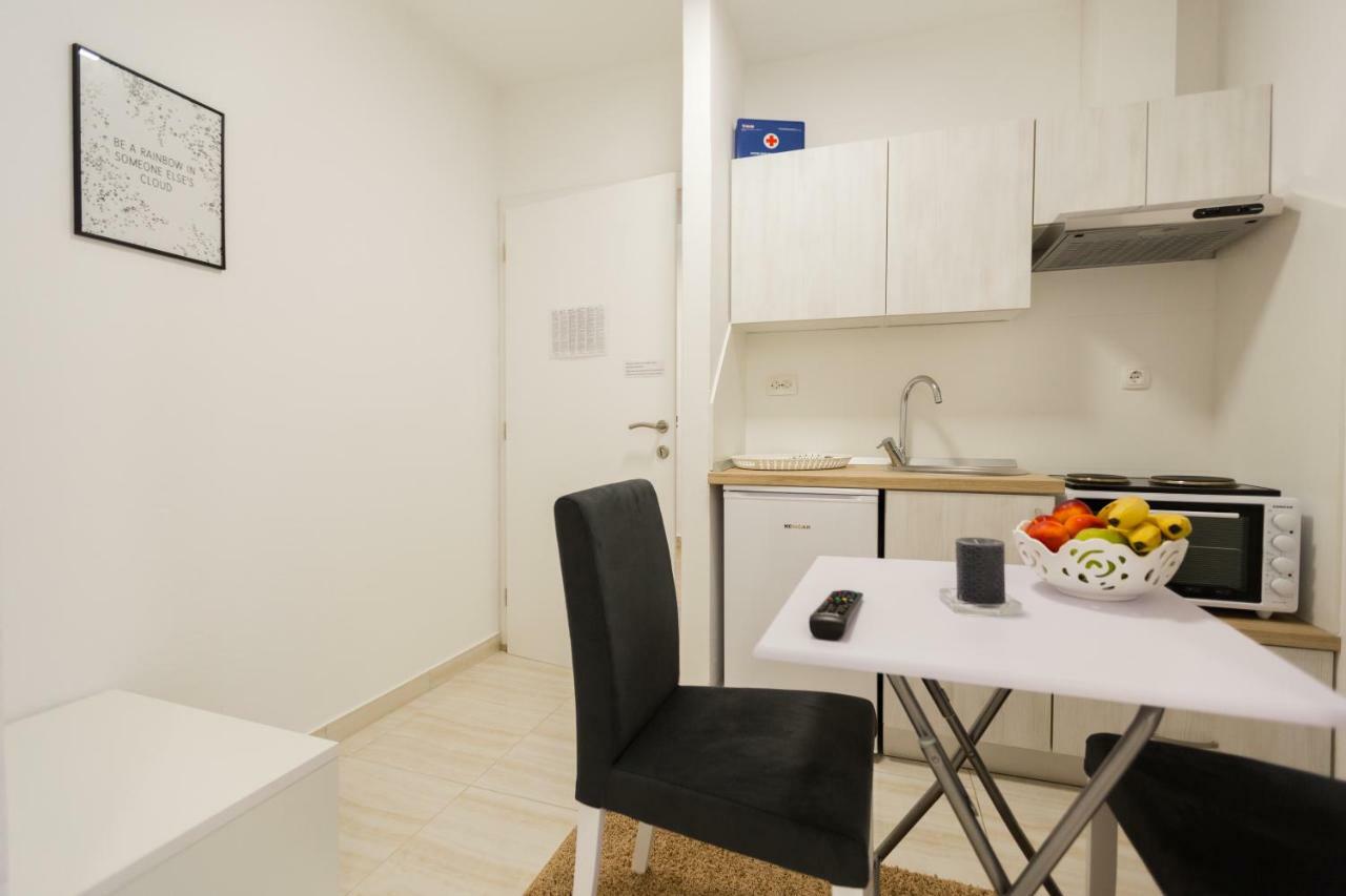 Apartmani Kristijan ツリクヴェニツァ エクステリア 写真